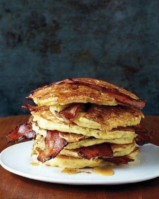pancakes and bacon 02.jpg